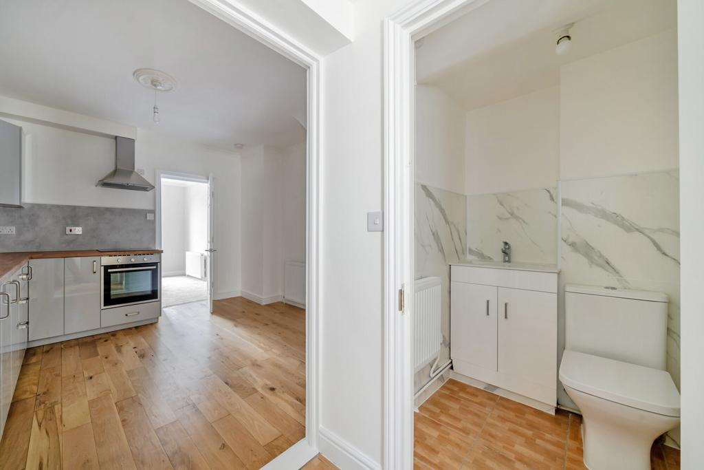 Ground Floor Wc