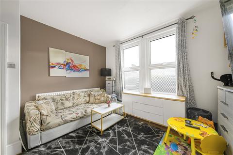 1 bedroom flat for sale, Aucuba Villas, Springfield Road, Welling, Kent, DA16