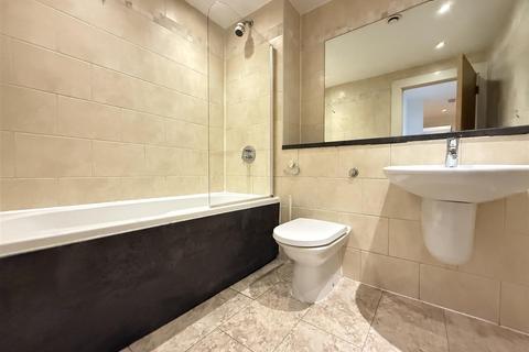 2 bedroom apartment for sale, Fresh, Chapel St, Salford