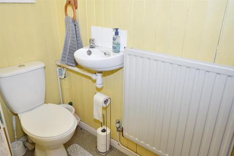 4 bedroom detached house for sale, High Street, East Runton, Cromer