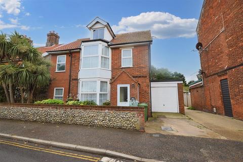 4 bedroom detached house for sale, High Street, East Runton, Cromer