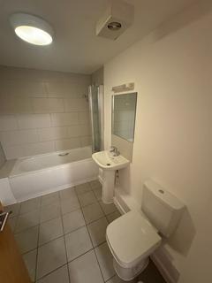 2 bedroom flat to rent, Charlotte Court, Margate, CT9