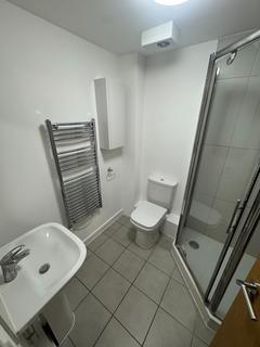 2 bedroom flat to rent, Charlotte Court, Margate, CT9