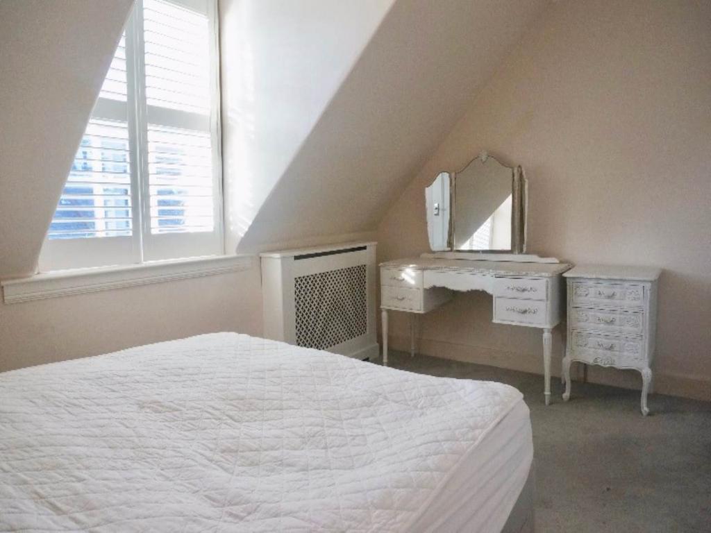 Bedroom1