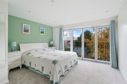 undefined, Dorking Road, Epsom
