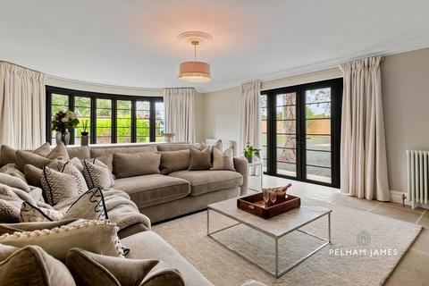 6 bedroom detached house for sale, Lincoln Road, Peterborough, PE6
