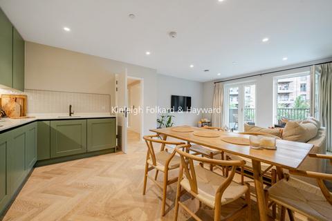 2 bedroom flat for sale, Explorer Way, Mill Hill, London, NW7