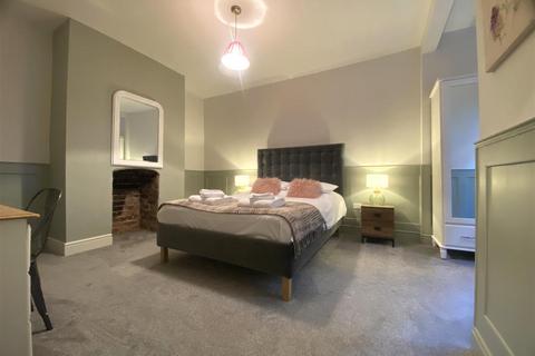 9 bedroom house to rent, Brunswick Road, Gloucester GL1