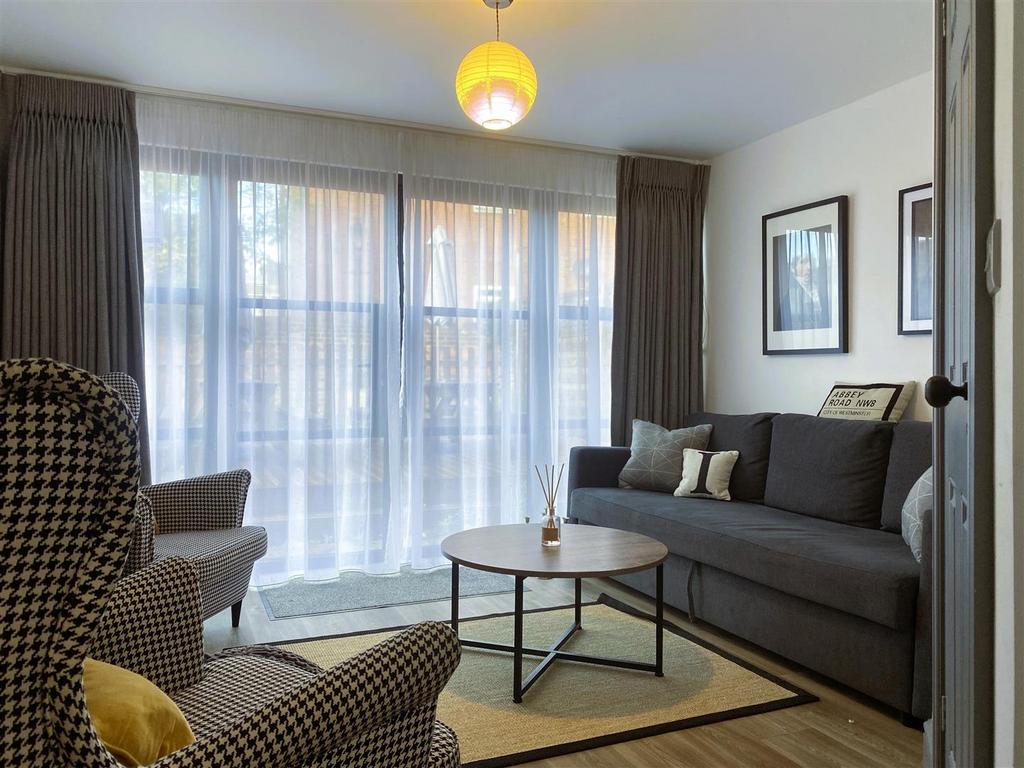 Bedroom  GL.jpg