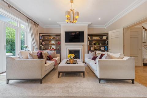 5 bedroom townhouse to rent, Orchard Lea, Winkfield