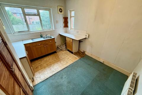 4 bedroom maisonette for sale, First Floor Flat, 4 Bryanstone Road, Bournemouth, Dorset, BH3 7JE