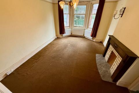 4 bedroom maisonette for sale, First Floor Flat, 4 Bryanstone Road, Bournemouth, Dorset, BH3 7JE