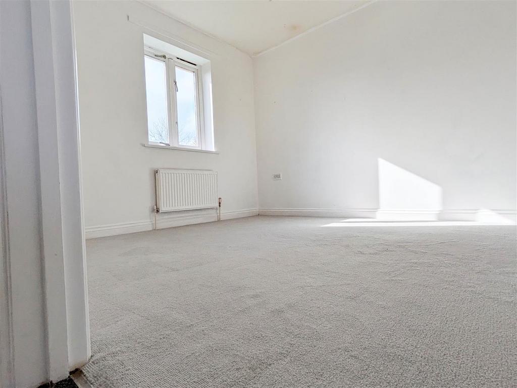 7.Bedroom2 2.jpg