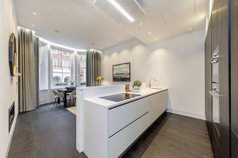 2 bedroom flat to rent, Park Street, London W1K