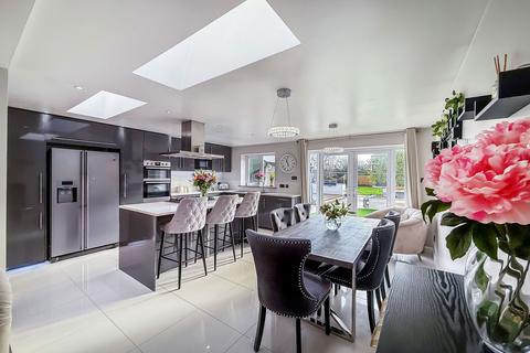 3 bedroom semi-detached house for sale, Larkfield Lane, Southport PR9
