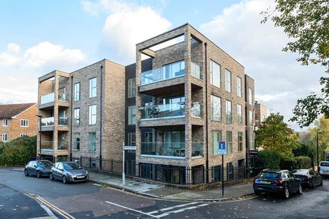3 bedroom apartment for sale, Green Dale, London