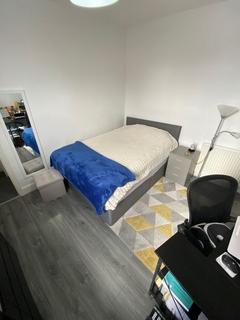 undefined, Liverpool L4