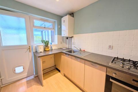 3 bedroom semi-detached house for sale, Wymondham Way, Melton Mowbray
