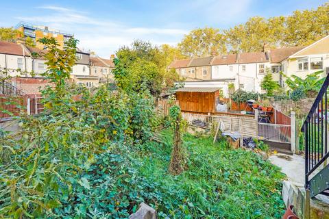 undefined, London E12