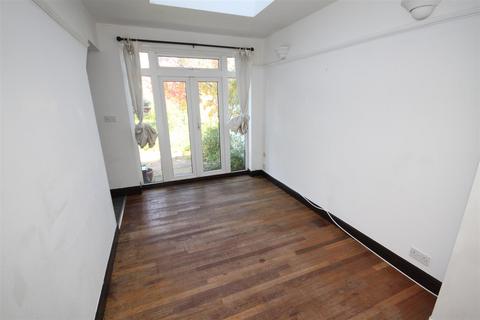 4 bedroom semi-detached house for sale, Crescent Drive, Petts Wood