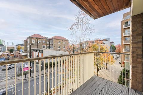 1 bedroom flat for sale, 28 Harston Walk, London E3