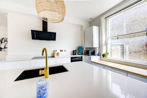 3 bedroom maisonette for sale, Finborough Road, Chelsea, London, SW10