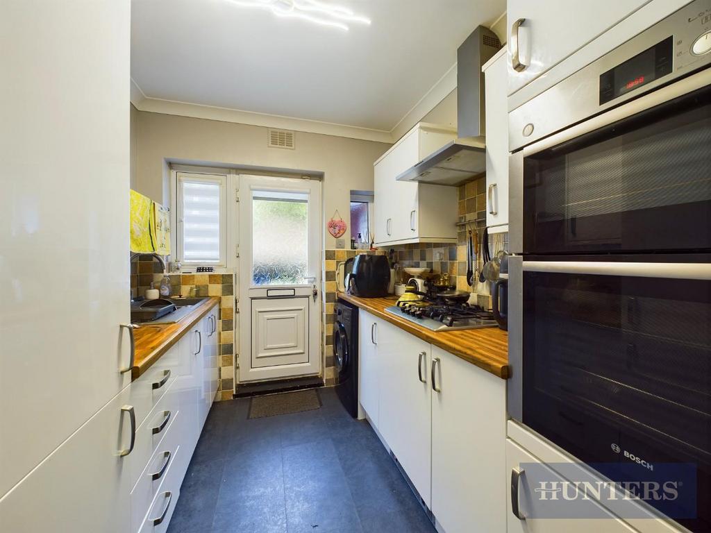 CAM03407 G0-PR0341-STILL010.jpg