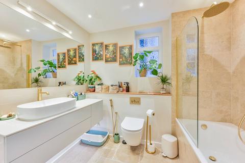 2 bedroom flat for sale, Florence Court, Maida Vale, St John's Wood, London, W9
