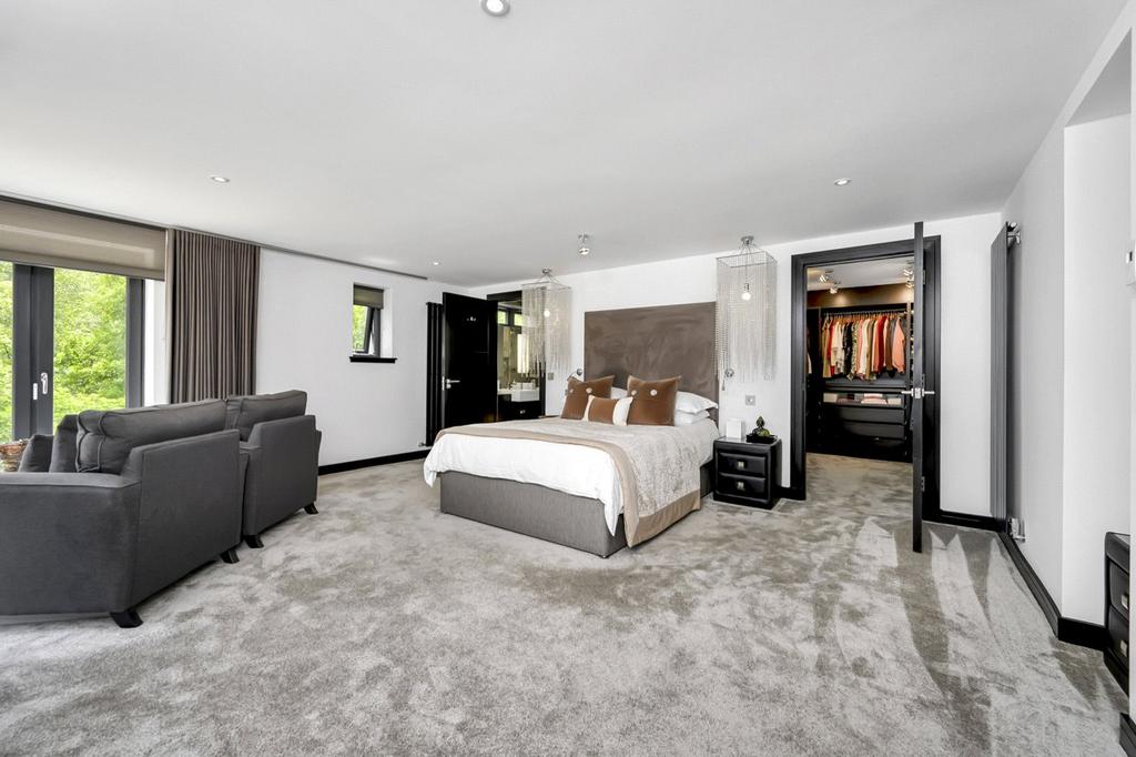 Principal Bedroom