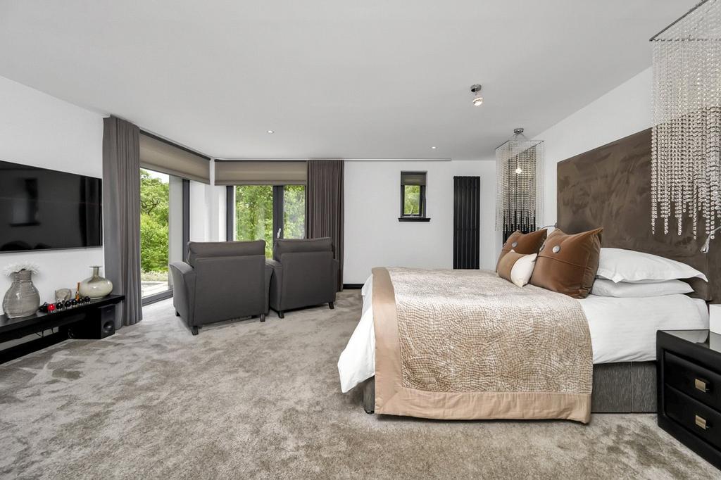 Principal Bedroom
