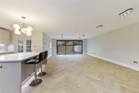 5 bedroom end of terrace house for sale, Alpha Road, Middlesex
