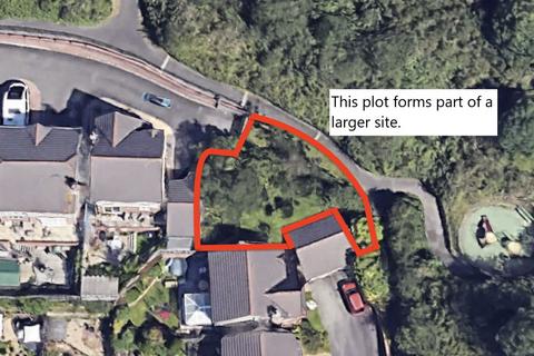 Land on the North Side of Phernyssick Road, St Austell, Cornwall, PL25 3UY