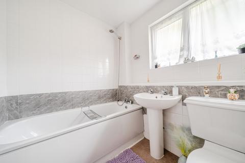 undefined, Friary Court, Woking, St Johns, GU21