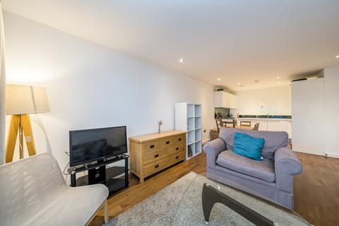 2 bedroom flat to rent, Knights Tower, 14 Wharf Street, London, SE8