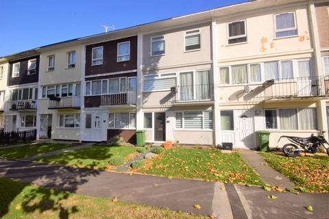 3 bedroom terraced house to rent, Long Riding, Basildon, SS14