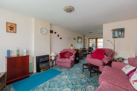 3 bedroom semi-detached house for sale, Lowbrook Drive, Maidenhead SL6