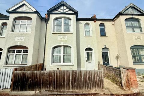 3 bedroom terraced house to rent, Witham Road, London SE20