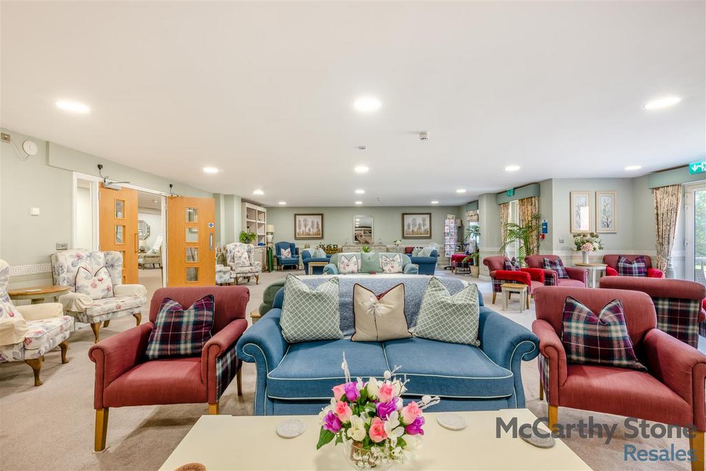8668898-interior16.jpg