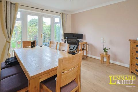 undefined, Cherry Walk, Chadwell St Mary RM16
