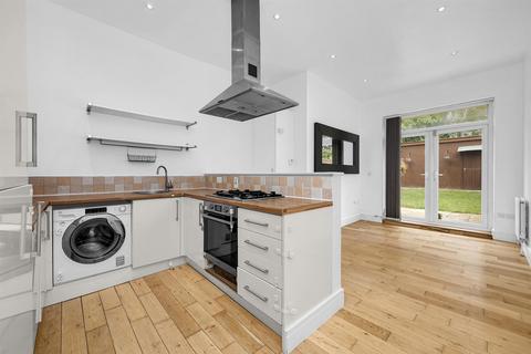 2 bedroom flat for sale, Westbere Road, London NW2