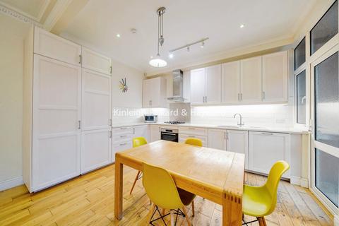 undefined, Laurel Road, London, SW20