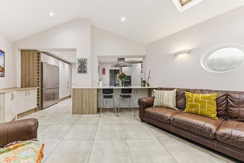 undefined, The Quarry, Leeds LS17