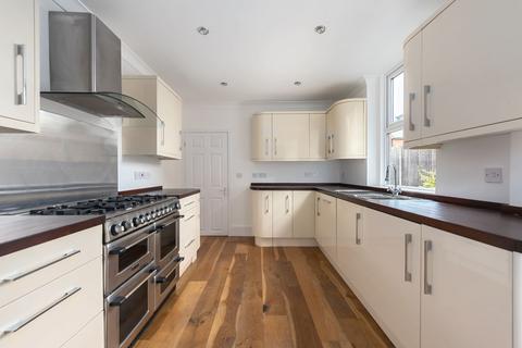 undefined, Reading Road, Farnborough, GU14