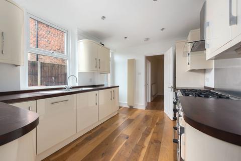 undefined, Reading Road, Farnborough, GU14