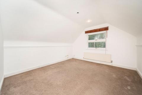 undefined, Madeley Road, London W5