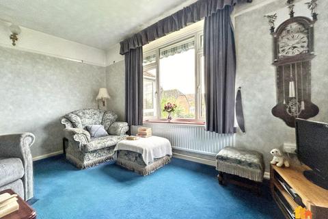 3 bedroom detached house for sale, Springfield Close, Chesham, HP5