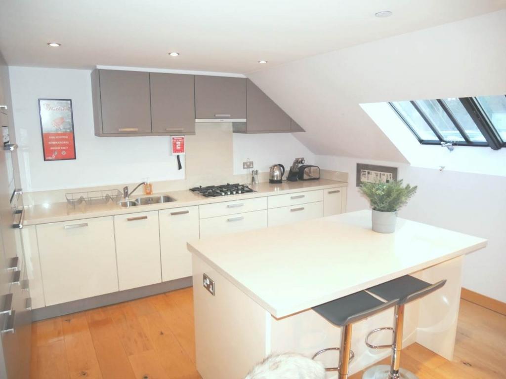 1 Kitchen