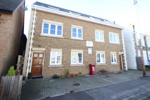 Hencroft Street North, Slough, Berkshire, SL1