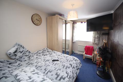 undefined, Hencroft Street North, Slough, Berkshire, SL1