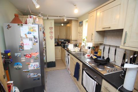 undefined, Hencroft Street North, Slough, Berkshire, SL1